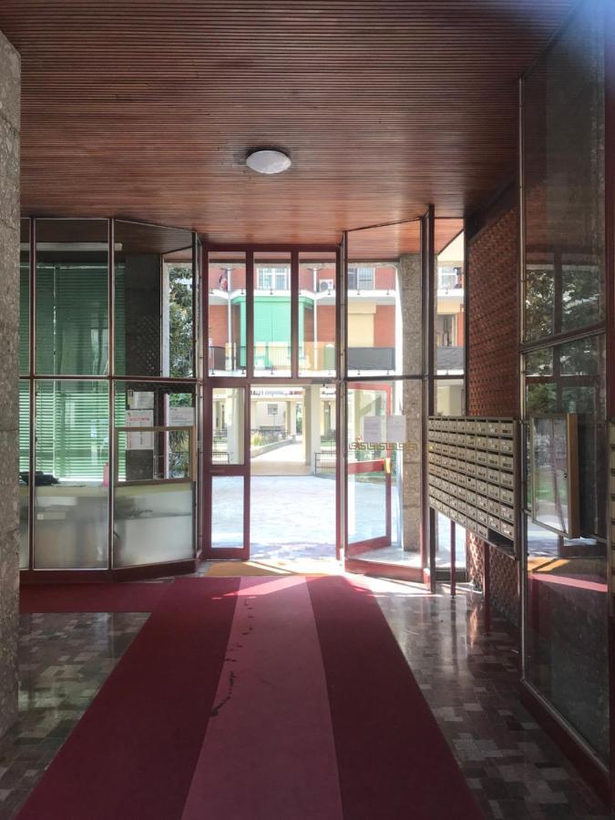 Smart Apartment Prada Foundation Milão Exterior foto